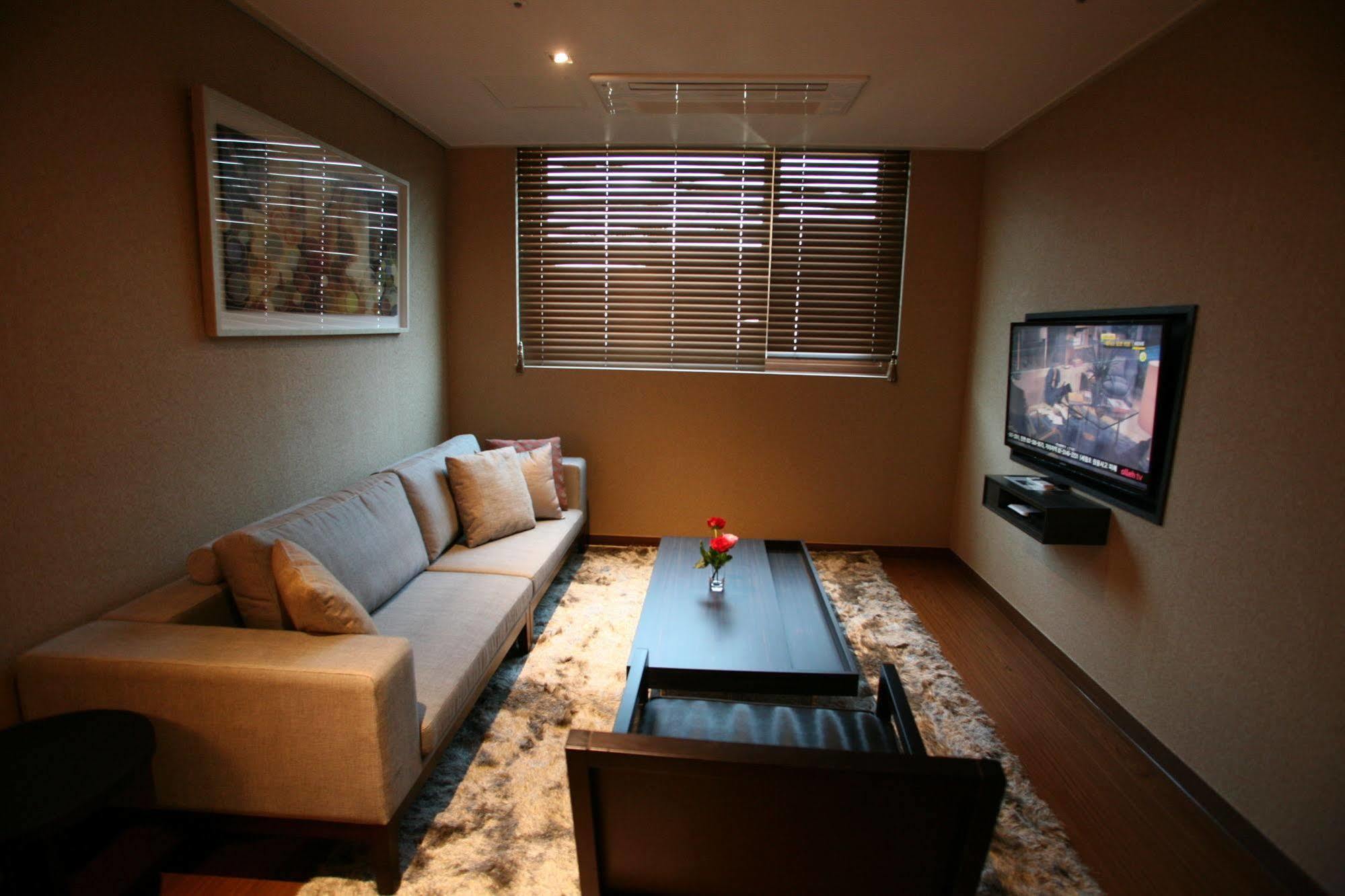 Hyunjin Tourist Hotel Donghae Exterior foto